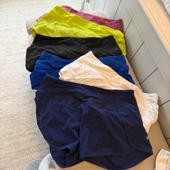 Lululemon - Picture 2 of 2